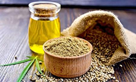 Olio di oliva alla Cannabis
