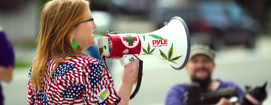cannabis dimostrazione stati USA legalizzato Trump