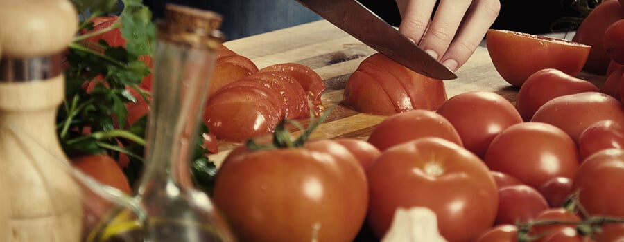 Cucinare Il Gazpacho Infuso Di Cannabis