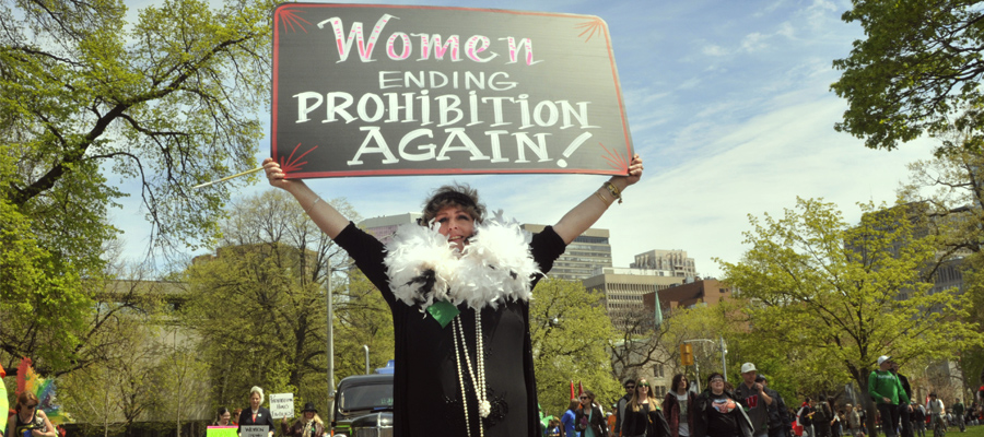 le donne il femminismo cannabis leader legalizzazione rivoluzione