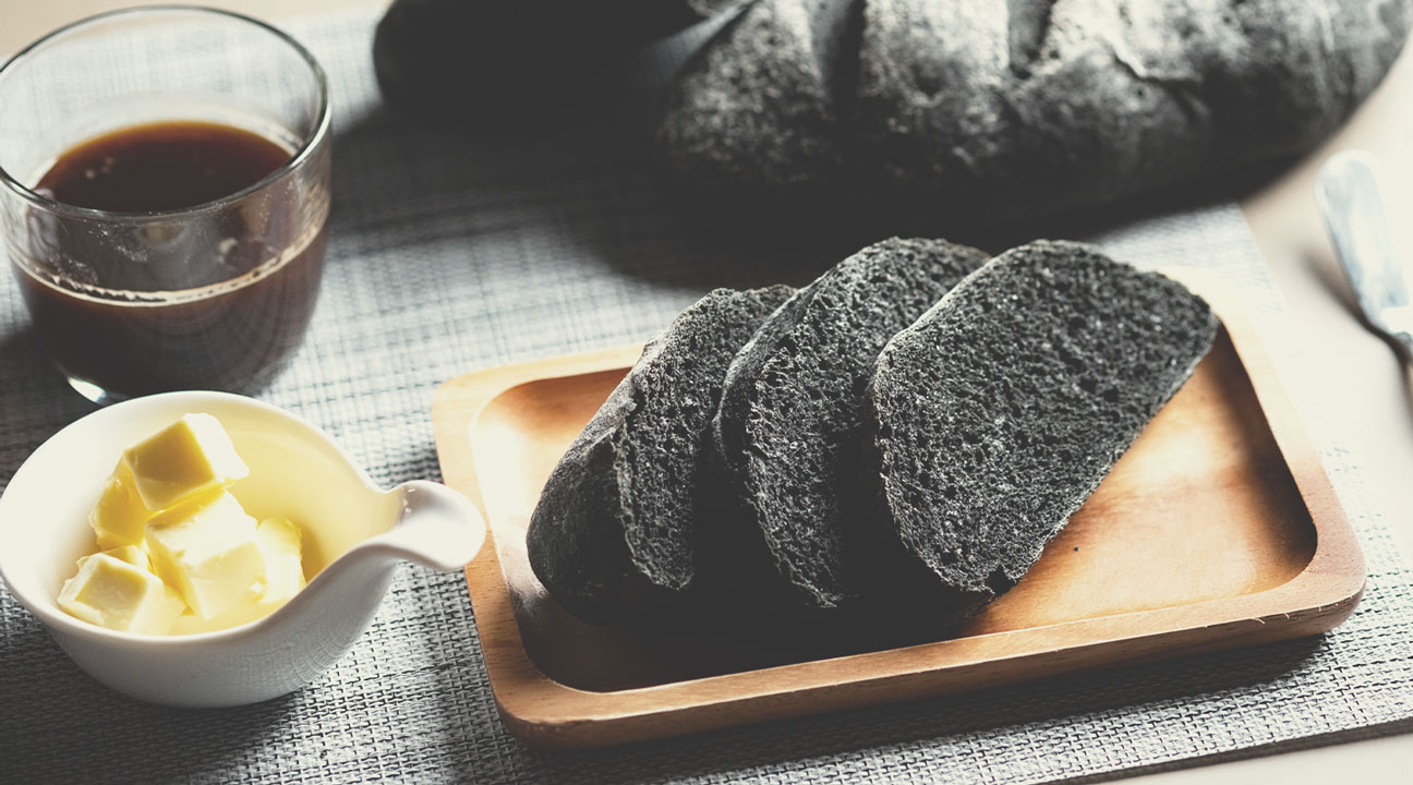 Ricetta del pane al carbone