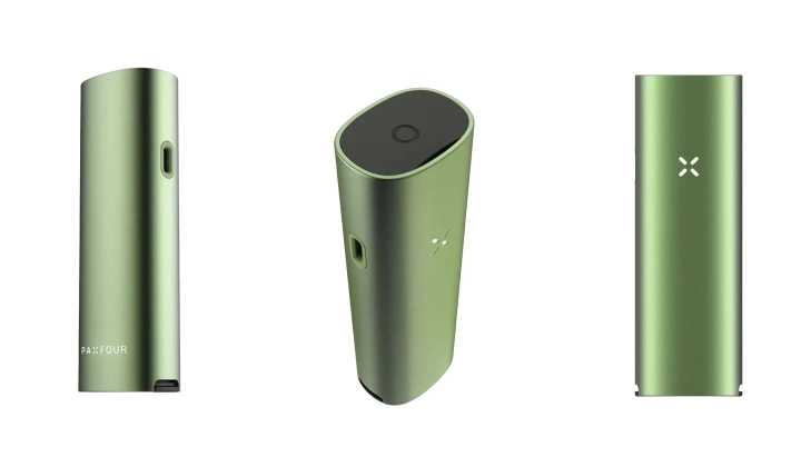 Vista prodotto del vaporizzatore verde PAX Four Vaporizzatore PAX Four verde mostrato da più angolazioni, con design sottile, bocchino, pulsante di accensione, indicatore LED a petali e corpo compatto