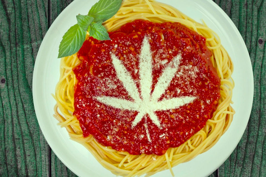 Salsa di Pomodoro alla Cannabis